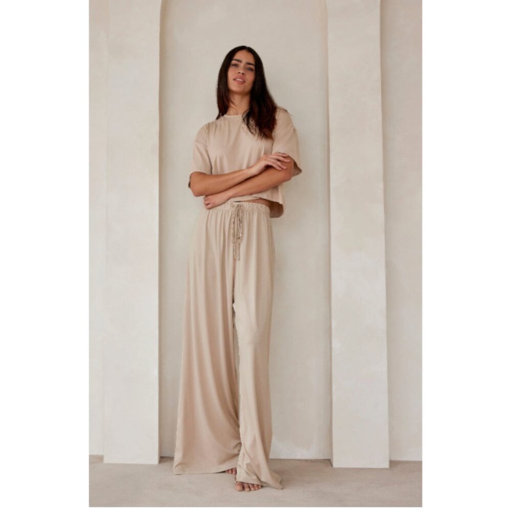 NWT -- Bumpsuit, The Cloud Slim Pant, size Medium, Color:  Oat